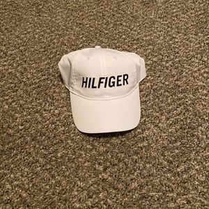 TOMMY HILFIGER Hat